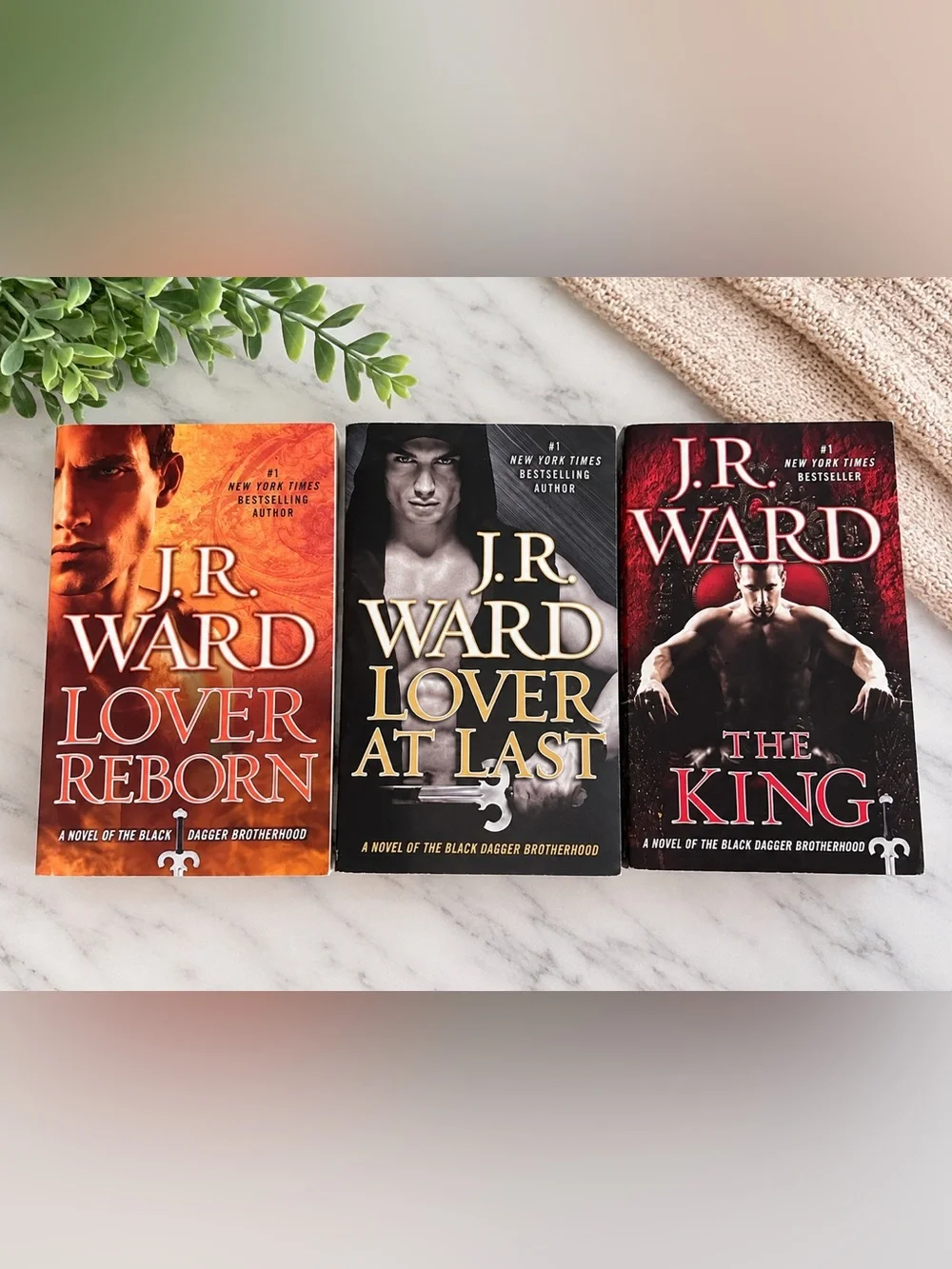 J.R. Ward Black Dagger Brotherhood 12-Book Lot – Books 1–12 – TV Series